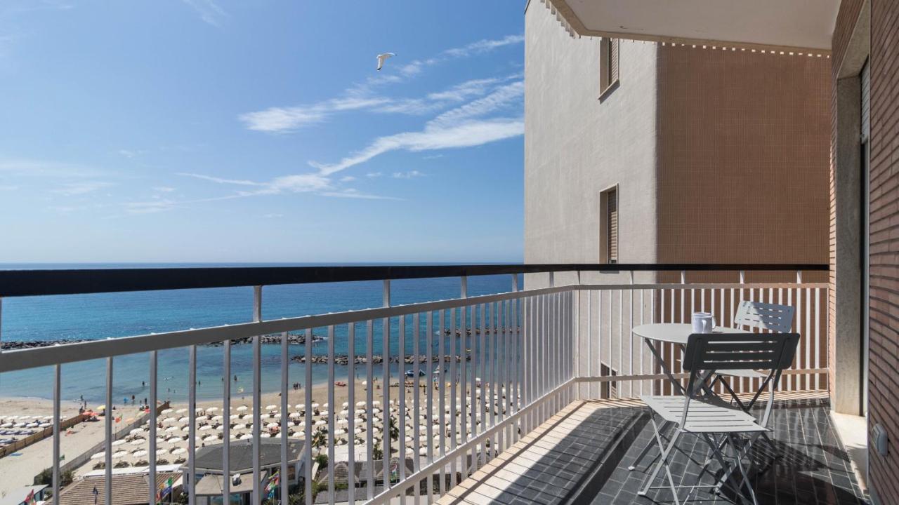 Italianway - Sant'Erasmo 3 Apartment Arma di Taggia Bagian luar foto